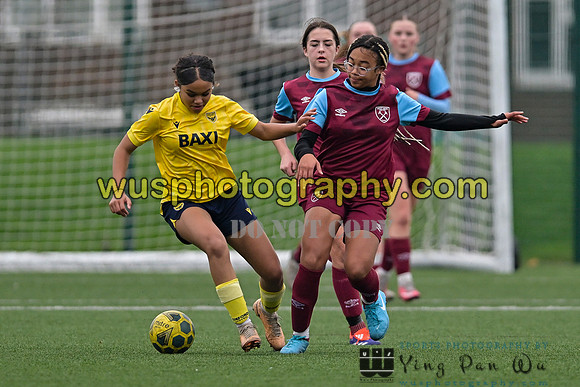 20241109-112234 West Ham United Performance Claret Girls U14 v Oxford United Girls U14