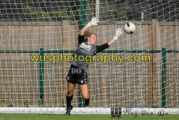 20200920-153625A Millwall Lionesses v New London Lionesses