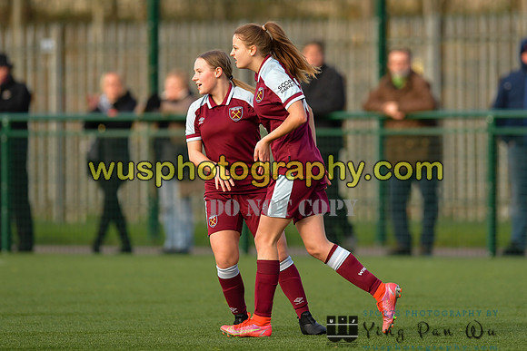 20211211-104411 West Ham United Academy Girls U16 v London Bees Academy U16