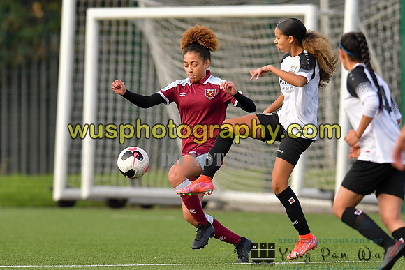 20211211-104203 West Ham United Academy Girls U16 v London Bees Academy U16