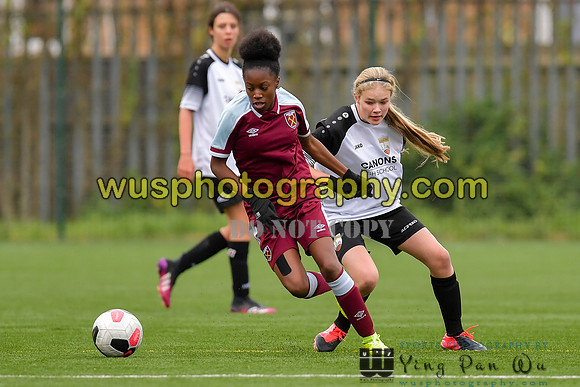 20211211-120350A West Ham United Academy Girls U16 v London Bees Academy U16