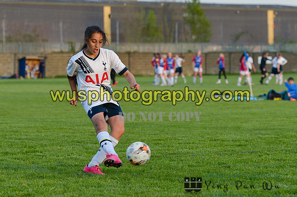 20160505-194640-2 Tottenham Hotspur Girls U12 and U13 v Årvoll IL Girls U12 and U13