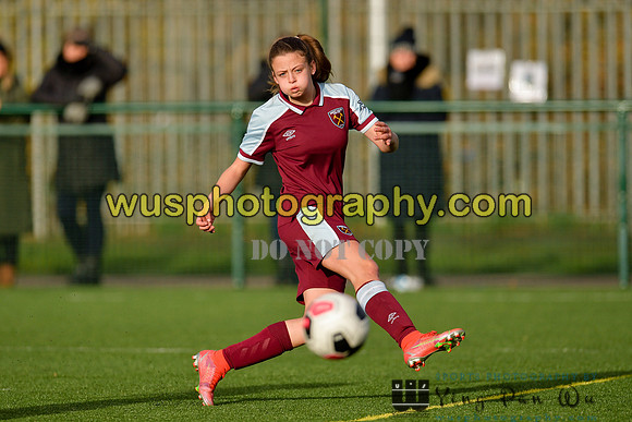 20211211-111558A West Ham United Academy Girls U16 v London Bees Academy U16