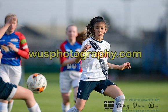 20160505-185340-2 Tottenham Hotspur Girls U12 and U13 v Årvoll IL Girls U12 and U13