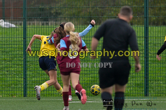 20241109-111051 West Ham United Performance Claret Girls U14 v Oxford United Girls U14
