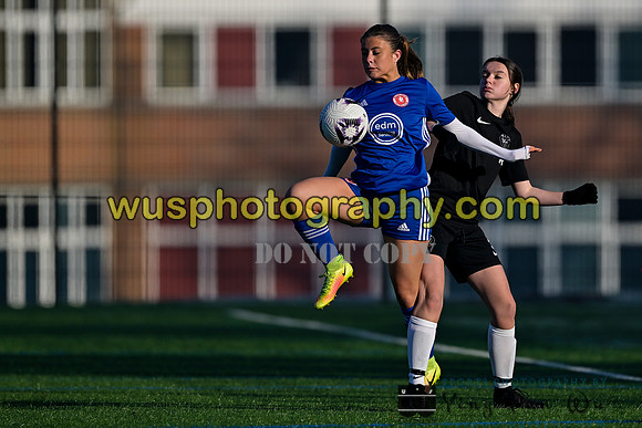 20250111-114833B Welling United Academy Girls U17 U18 v PLYR FC Girls U17 U18
