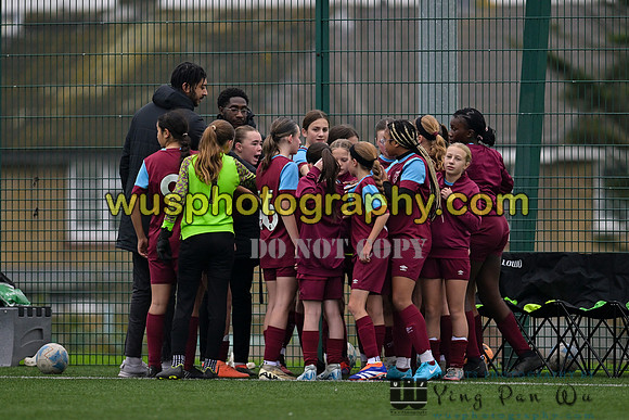 20241109-100314 West Ham United Performance Claret Girls U14 v Oxford United Girls U14