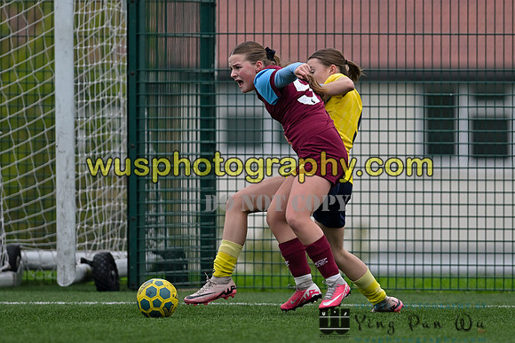 20241109-101327 West Ham United Performance Claret Girls U14 v Oxford United Girls U14