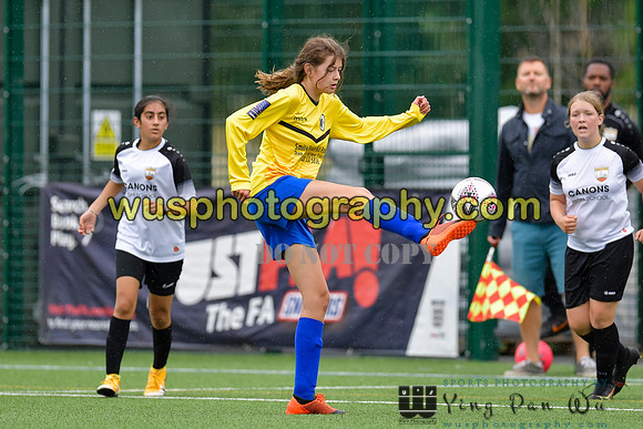 20210821-104603 London Bees Academy U14 v Kent Football United Girls U14
