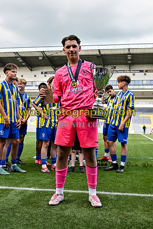 20250503-182303 Kings Lynn Town FC U16 v Woking FC U16