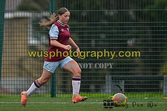 20241109-130800B West Ham United Warriors Girls U16 v Charlton Athletic Academy Girls U16