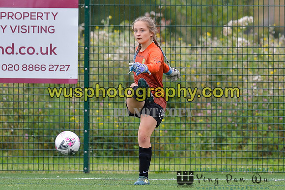 20210821-114210A London Bees Academy U14 v Kent Football United Girls U14