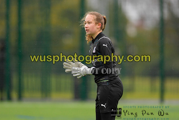20211127-123716 Crystal Palace FC Girls U16 v Leicester City Women's FC Blues U16