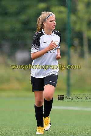 20210821-104611C London Bees Academy U14 v Kent Football United Girls U14