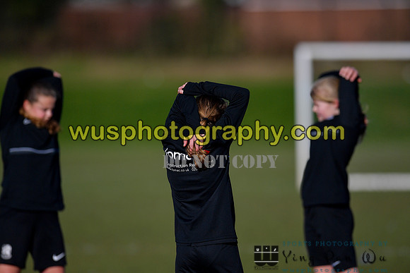20220129-113830 London Bees Academy U12 v Petts Wood FC U12 Girls Swans
