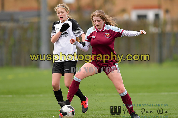 20211211-115901 West Ham United Academy Girls U16 v London Bees Academy U16
