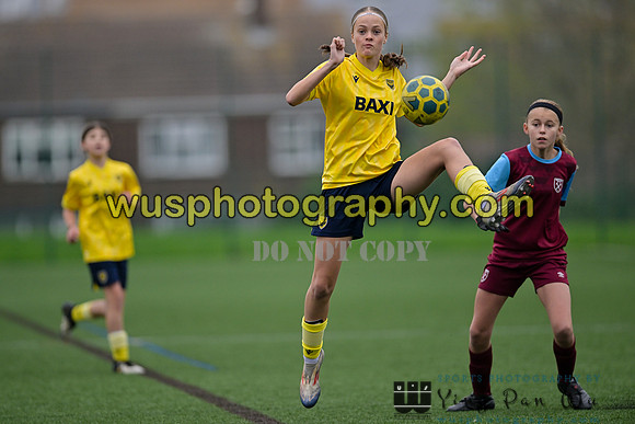20241109-102754A West Ham United Performance Claret Girls U14 v Oxford United Girls U14