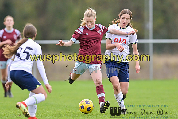 20221119-112803B Tottenham Hotspur Women FC Academy U15 v West Ham United Academy Girls U15
