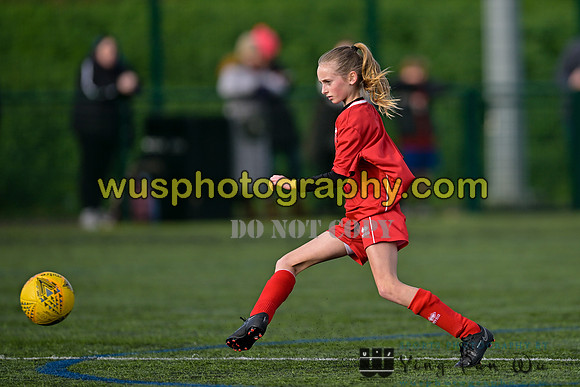 20221126-121930A Grays Athletic FC Girls U14 v MK Dons FC Girls U14