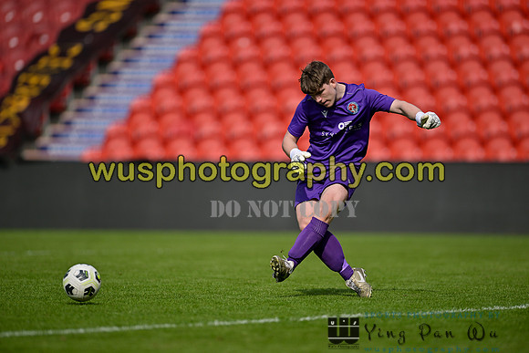 20240511-162844A Potters Bar Town Youth FC U16 v Vauxhall Motors FC U16 Chevrons