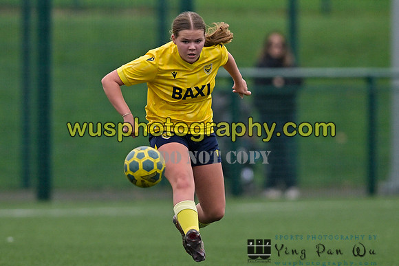 20241109-102634 West Ham United Performance Claret Girls U14 v Oxford United Girls U14