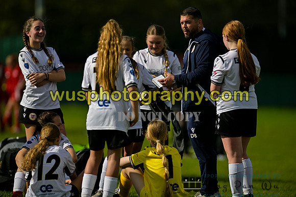 20241005-122300 Welling United Academy Girls U14 v Bromley FC Academy Girls U14
