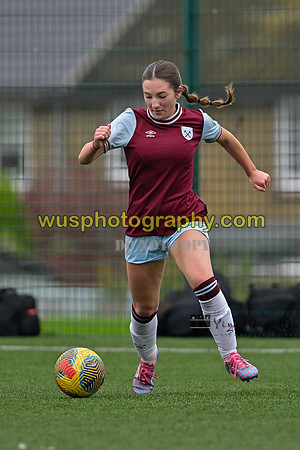 20241109-123135B West Ham United Warriors Girls U16 v Charlton Athletic Academy Girls U16