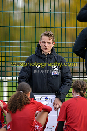 20221126-125757 Grays Athletic FC Girls U14 v MK Dons FC Girls U14