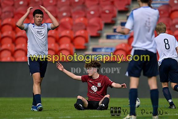 20240511-161532 Potters Bar Town Youth FC U16 v Vauxhall Motors FC U16 Chevrons