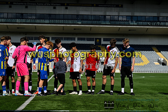 20250503-160553 Kings Lynn Town FC U16 v Woking FC U16