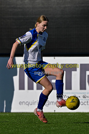 20250301-125528 Cray Wanderers Youth FC Girls U15 v Haywards Heath Town Youth FC Girls U15