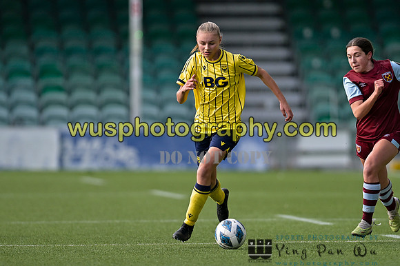 20240420-160626A West Ham United Academy Girls U16 v Oxford United Women U16