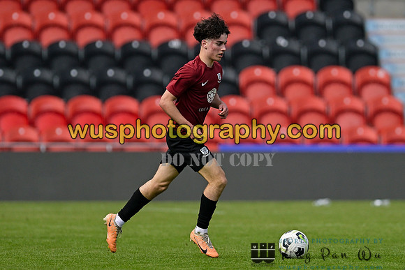 20240511-161713 Potters Bar Town Youth FC U16 v Vauxhall Motors FC U16 Chevrons