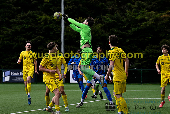 20250419-103855 Rayners Lane FC Boys U16 Green v Soccer Elite FA Boys U16