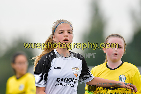 20210821-103456 London Bees Academy U14 v Kent Football United Girls U14