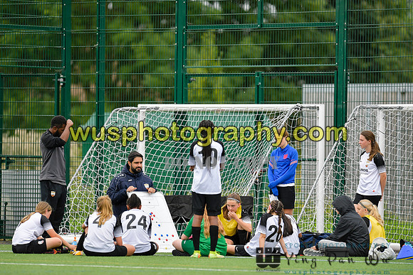 20210821-105016 London Bees Academy U14 v Kent Football United Girls U14