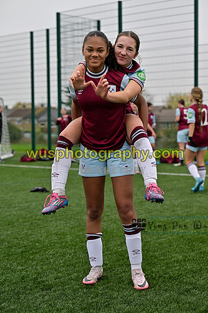 20241109-135559 West Ham United Warriors Girls U16 v Charlton Athletic Academy Girls U16