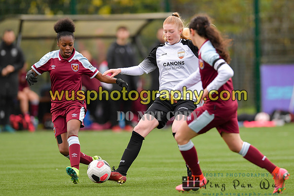 20211211-113458A West Ham United Academy Girls U16 v London Bees Academy U16