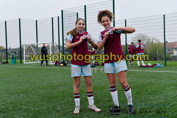 20241109-140019 West Ham United Warriors Girls U16 v Charlton Athletic Academy Girls U16