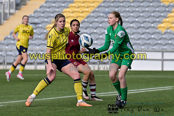 20240420-165533 West Ham United Academy Girls U16 v Oxford United Women U16