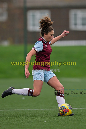 20241109-121536 West Ham United Warriors Girls U16 v Charlton Athletic Academy Girls U16