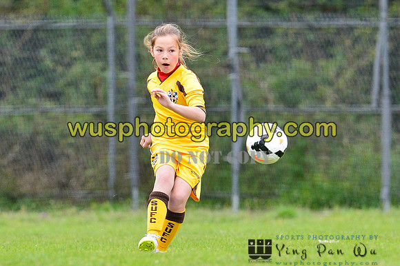 20150426-110931 Tottenham Hotspurs Girls U11 v Sutton United Girls U11