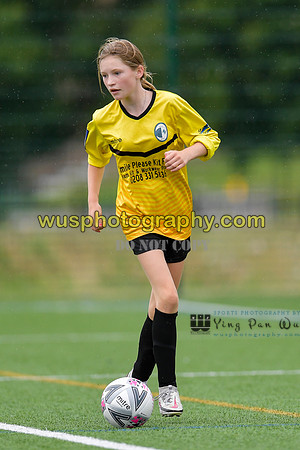 20210821-114137A London Bees Academy U14 v Kent Football United Girls U14