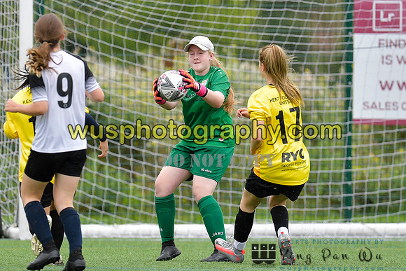 20210821-104117 London Bees Academy U14 v Kent Football United Girls U14