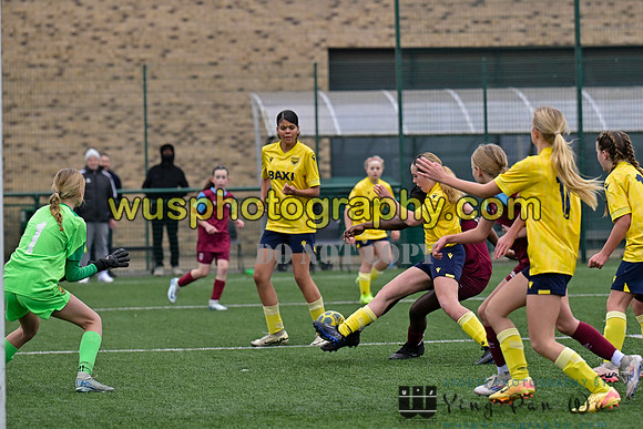 20241109-110211 West Ham United Performance Claret Girls U14 v Oxford United Girls U14