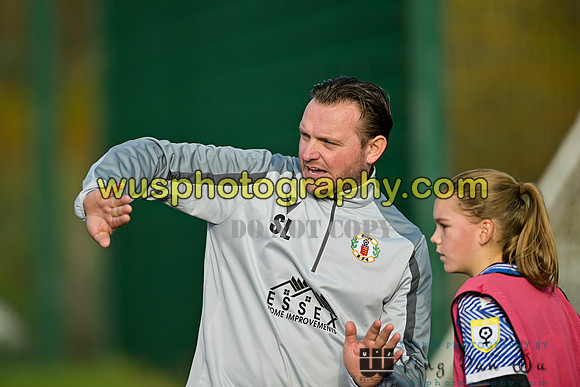 20221126-123317 Grays Athletic FC Girls U14 v MK Dons FC Girls U14