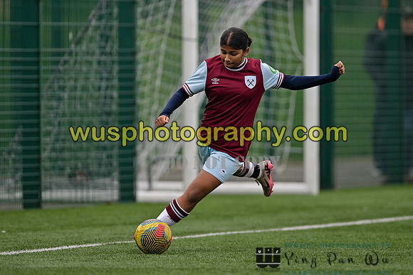 20241109-131344 West Ham United Warriors Girls U16 v Charlton Athletic Academy Girls U16