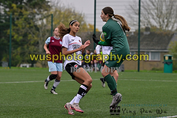 20241109-122628 West Ham United Warriors Girls U16 v Charlton Athletic Academy Girls U16