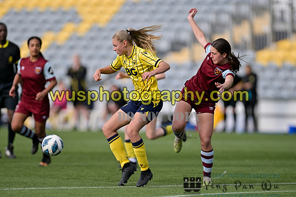 20240420-170339 West Ham United Academy Girls U16 v Oxford United Women U16