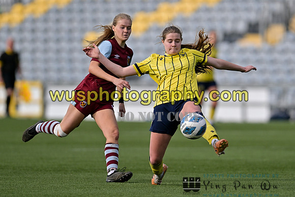 20240420-171544A West Ham United Academy Girls U16 v Oxford United Women U16